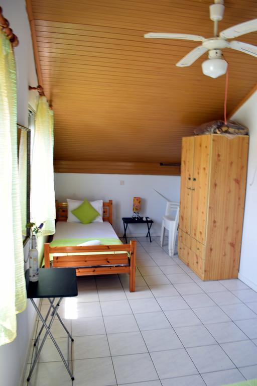 דירות קואינירה House Mantesos מראה חיצוני תמונה