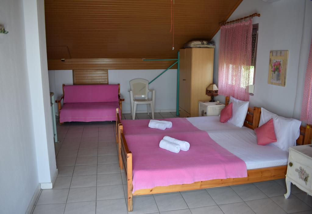דירות קואינירה House Mantesos מראה חיצוני תמונה